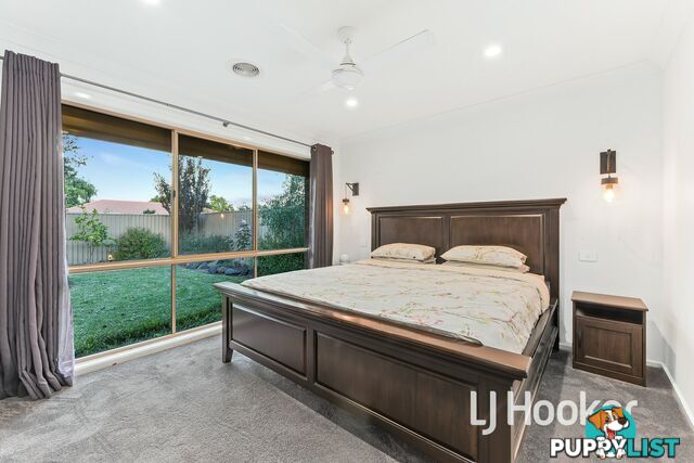 5 Adam Court PAKENHAM VIC 3810