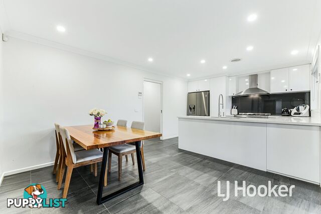 5 Adam Court PAKENHAM VIC 3810