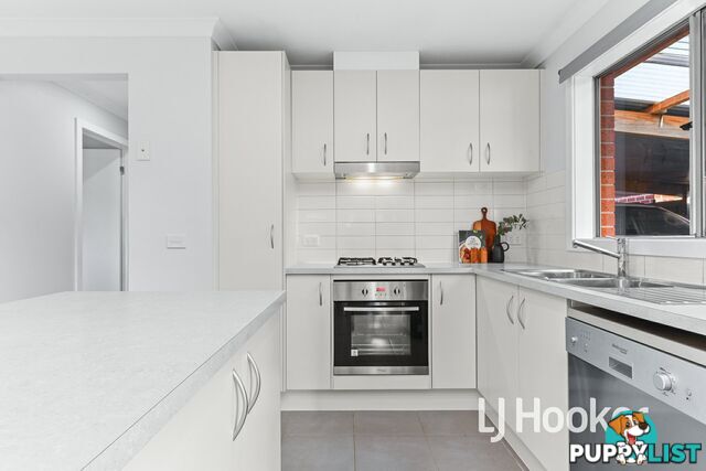 78 Fallingwater Drive PAKENHAM VIC 3810