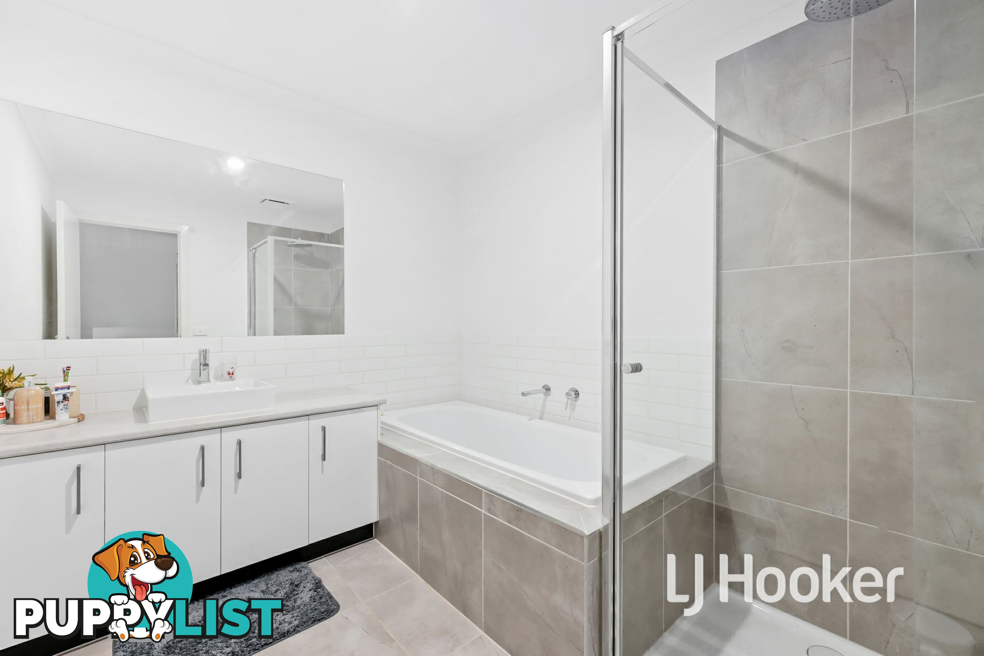 3 Valrena Way PAKENHAM VIC 3810