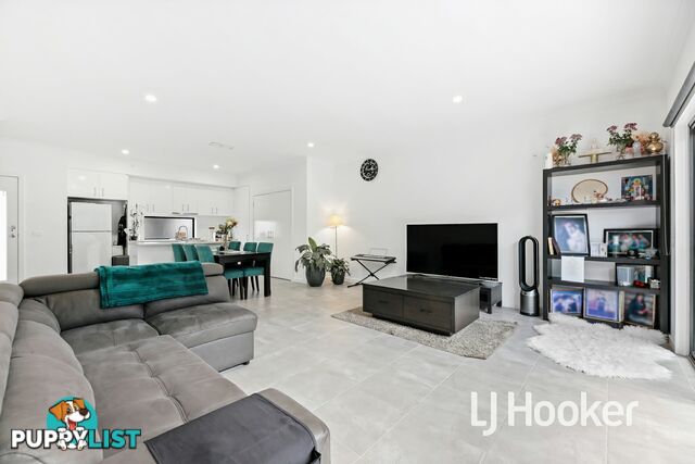 3 Valrena Way PAKENHAM VIC 3810