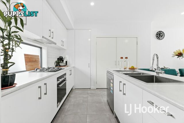 3 Valrena Way PAKENHAM VIC 3810