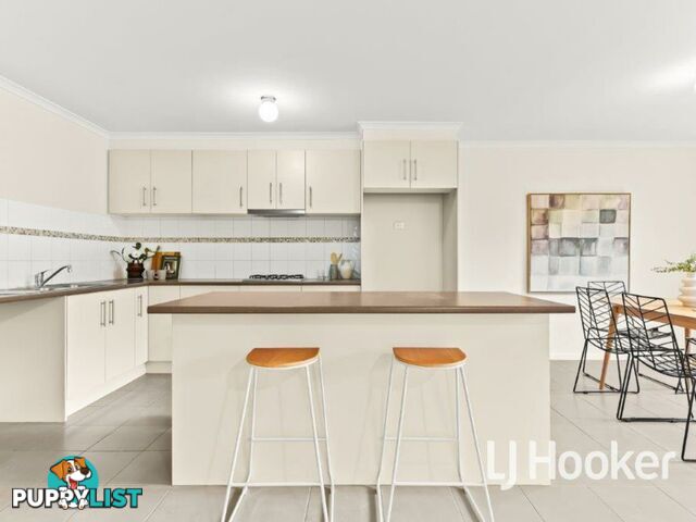 53 Leigh Drive PAKENHAM VIC 3810