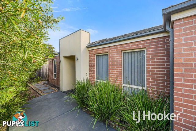 45 Thwaites Road PAKENHAM VIC 3810