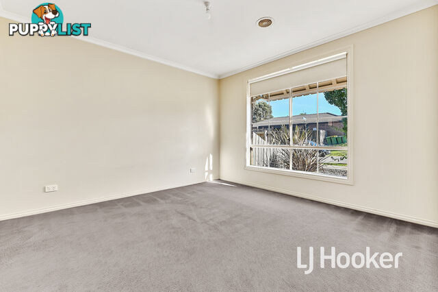 15 Red Cherry Court PAKENHAM VIC 3810