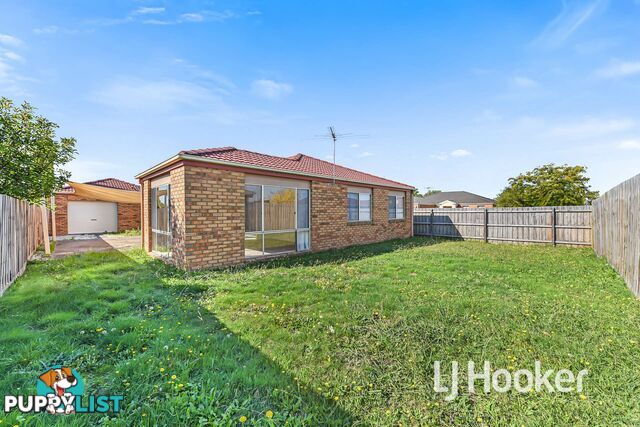 12 Gillian Place PAKENHAM VIC 3810