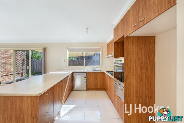 12 Gillian Place PAKENHAM VIC 3810