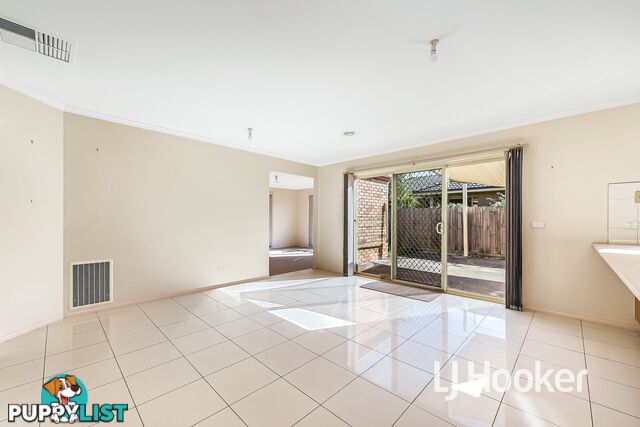 12 Gillian Place PAKENHAM VIC 3810