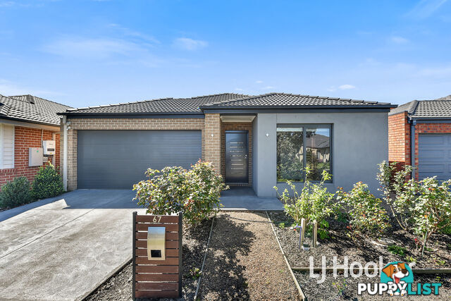 67 Willowtree Drive PAKENHAM VIC 3810