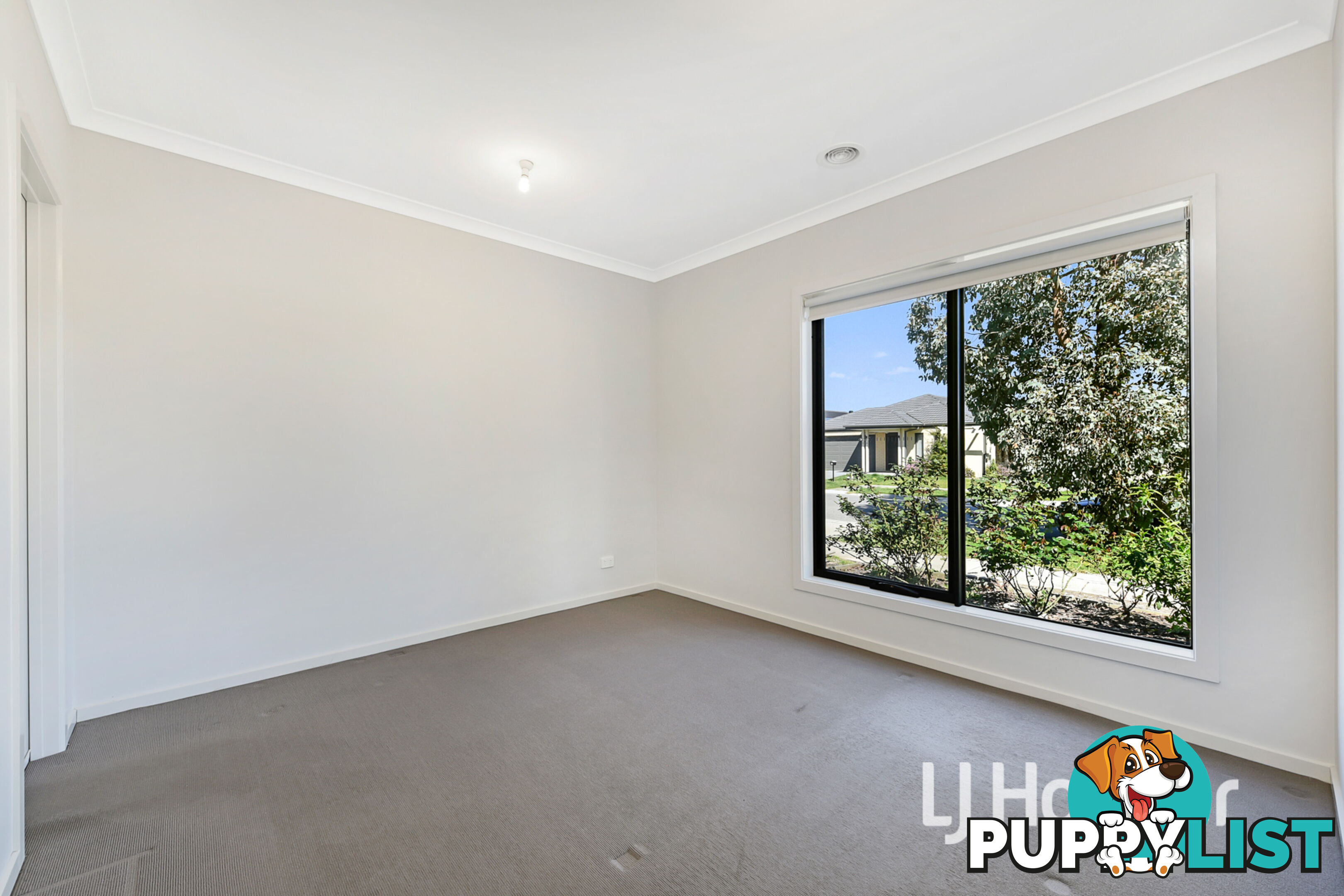 67 Willowtree Drive PAKENHAM VIC 3810