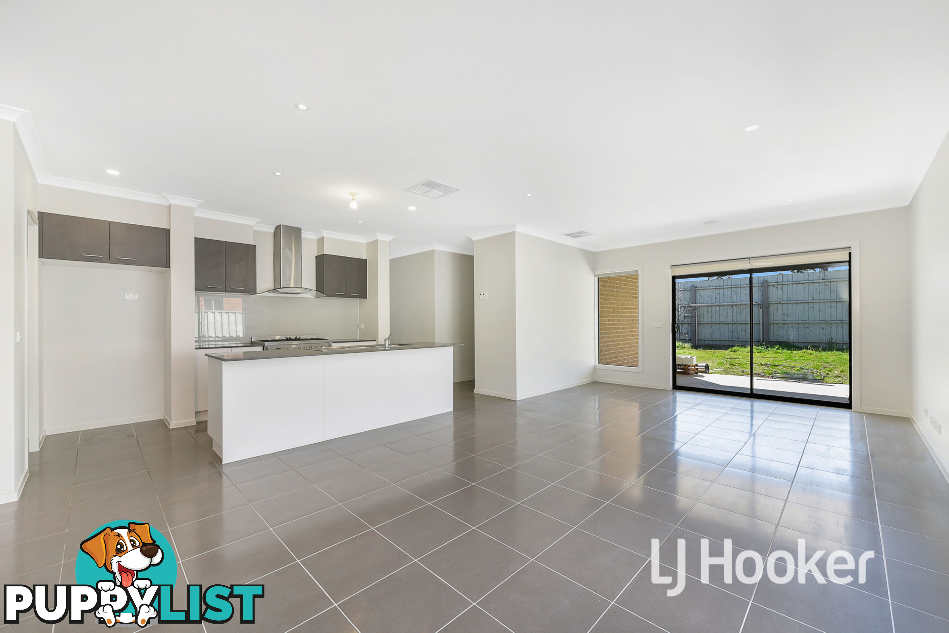 67 Willowtree Drive PAKENHAM VIC 3810