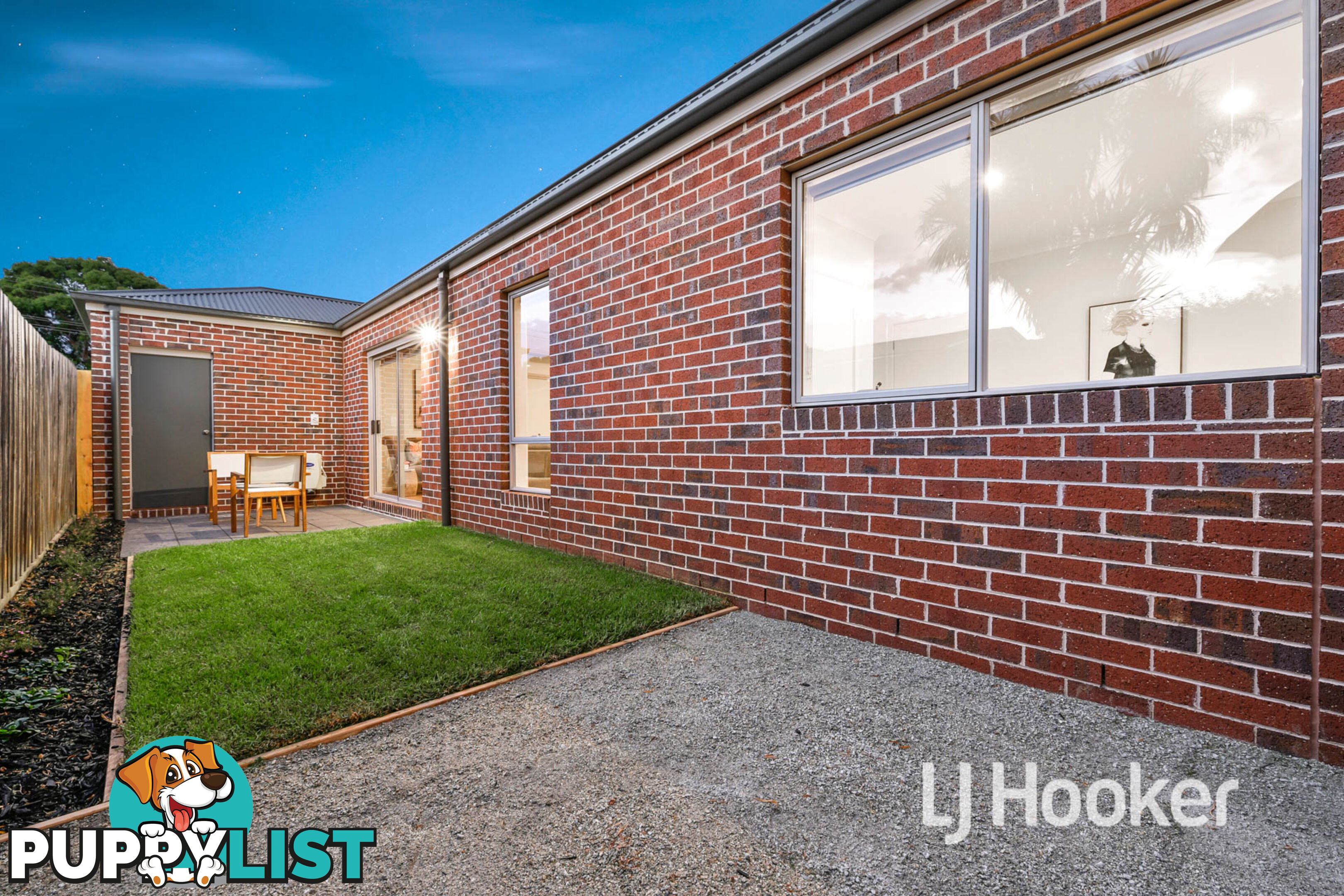 2/152 Duncan Drive PAKENHAM VIC 3810