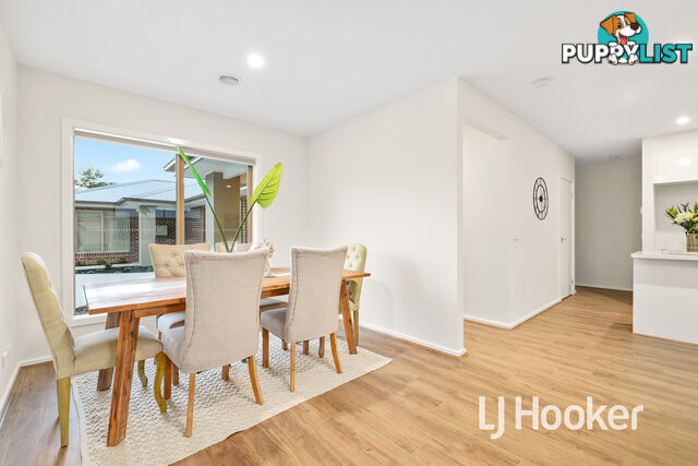 2/152 Duncan Drive PAKENHAM VIC 3810