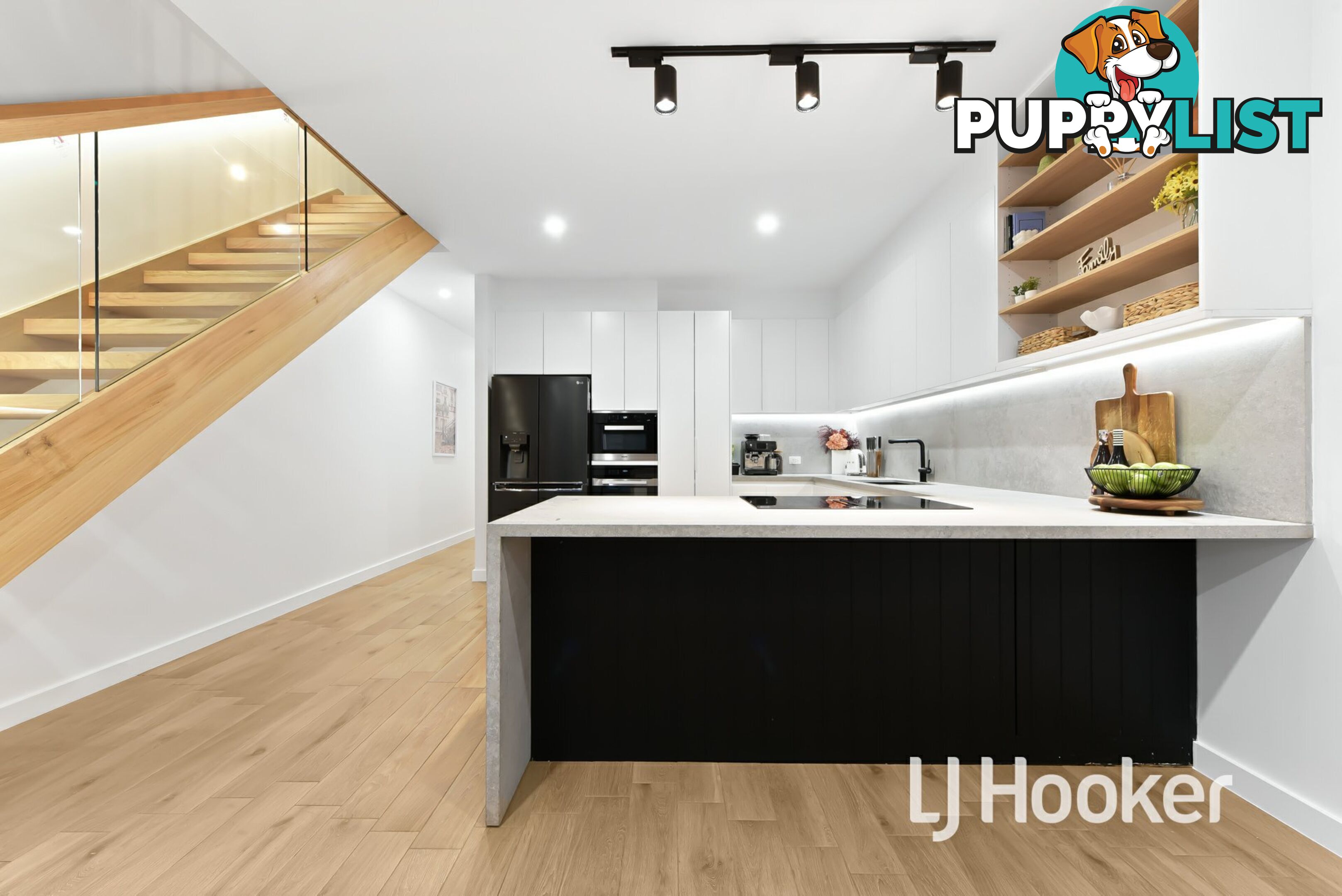 16 Hawkesbury Street PAKENHAM VIC 3810
