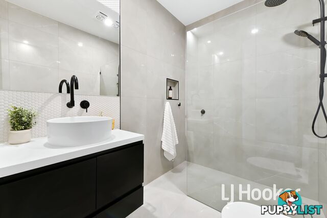 16 Hawkesbury Street PAKENHAM VIC 3810