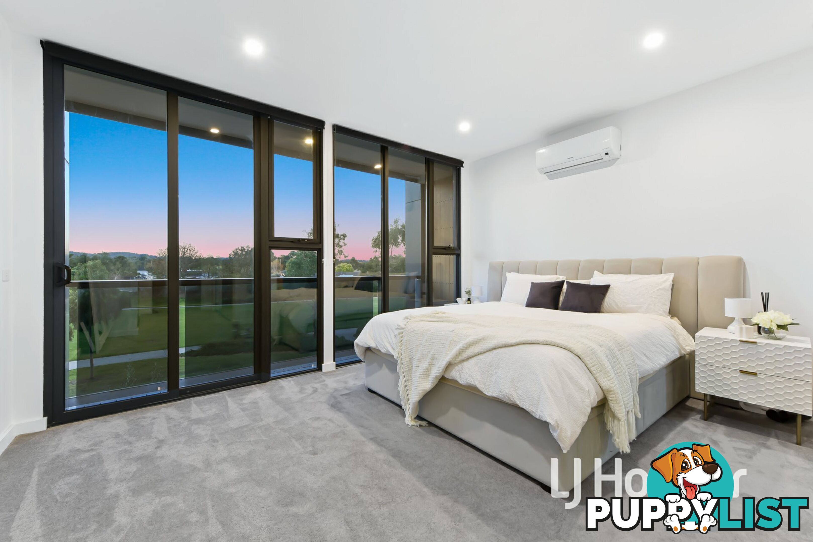 16 Hawkesbury Street PAKENHAM VIC 3810