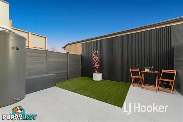 16 Hawkesbury Street PAKENHAM VIC 3810