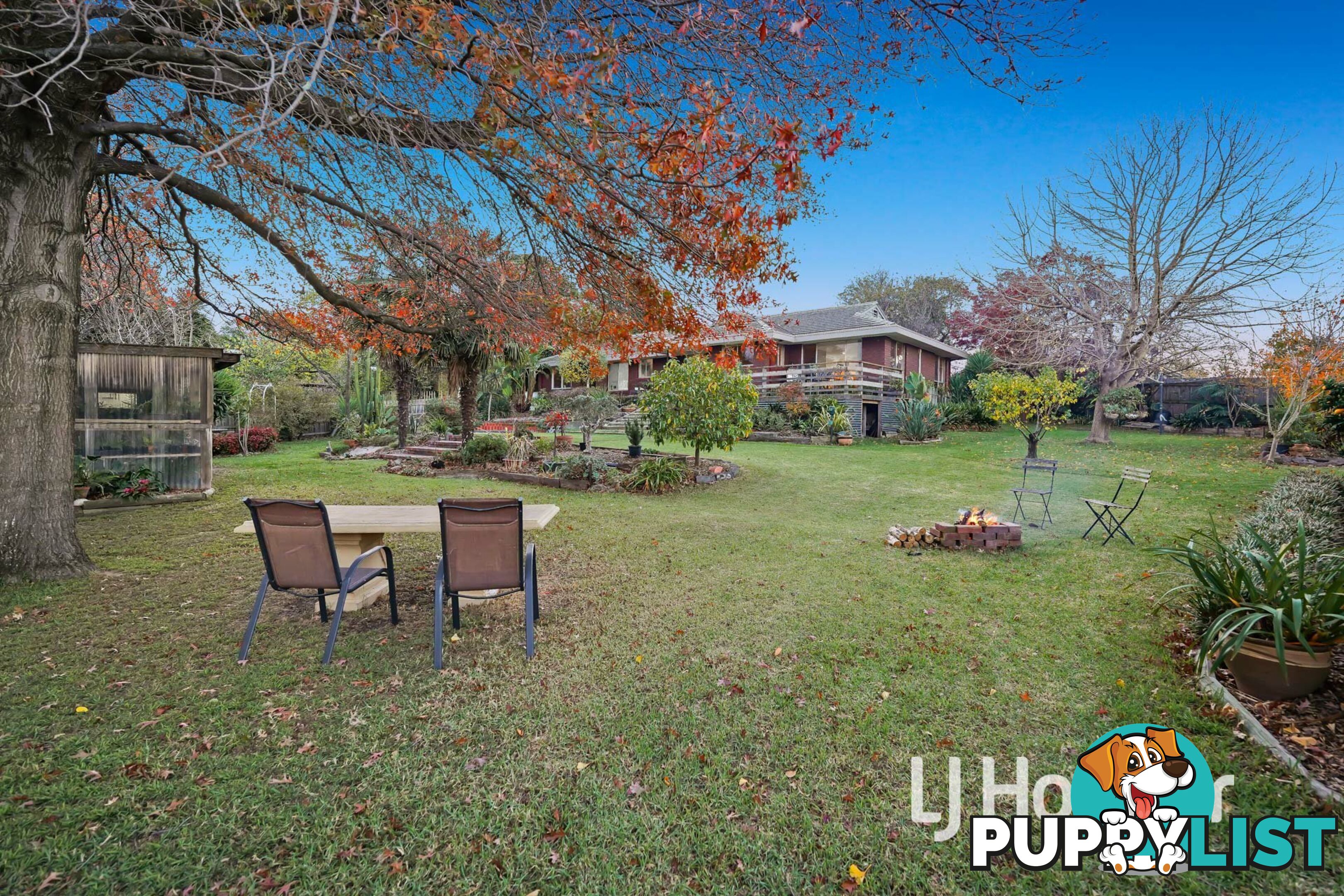 6 Waroona Court PAKENHAM VIC 3810