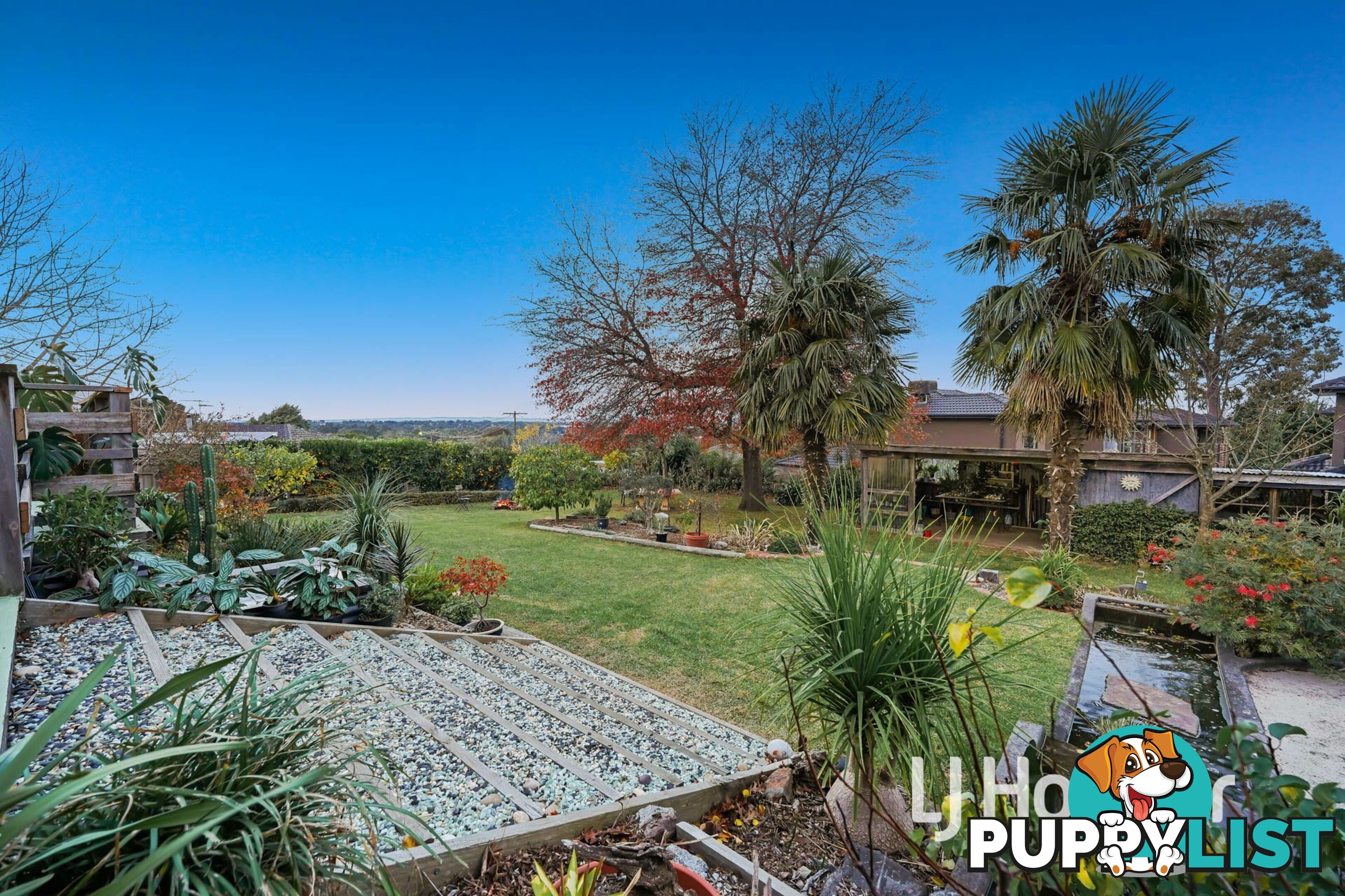 6 Waroona Court PAKENHAM VIC 3810