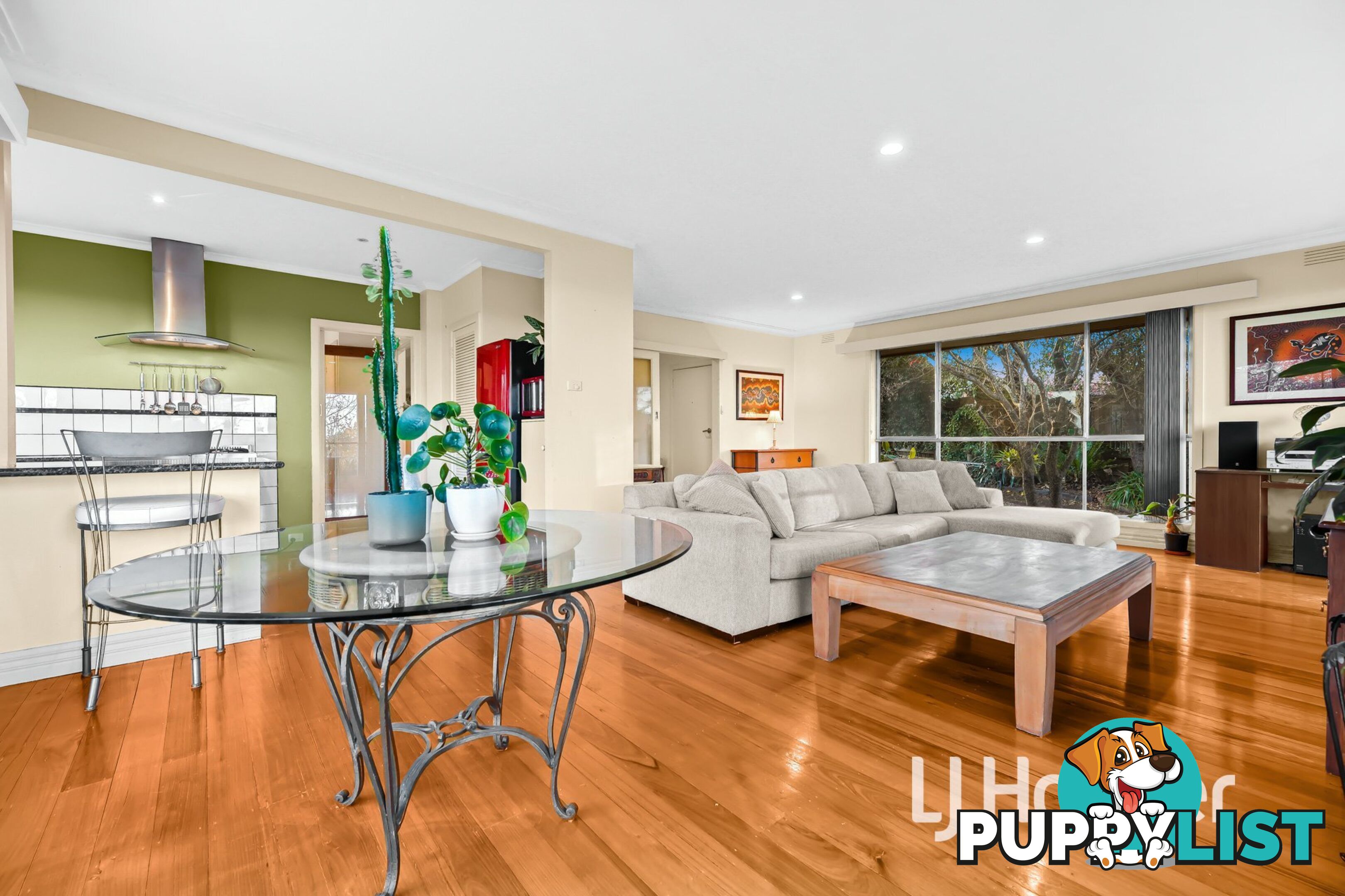 6 Waroona Court PAKENHAM VIC 3810