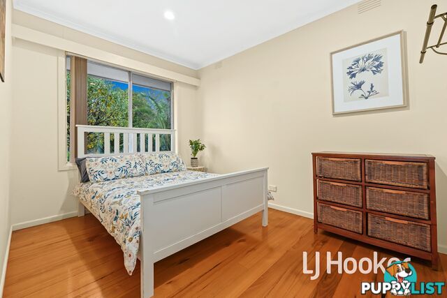6 Waroona Court PAKENHAM VIC 3810