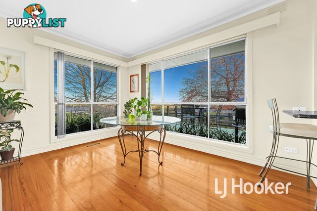 6 Waroona Court PAKENHAM VIC 3810