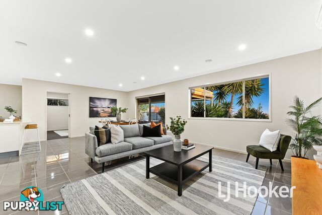 7 Powell Place PAKENHAM VIC 3810