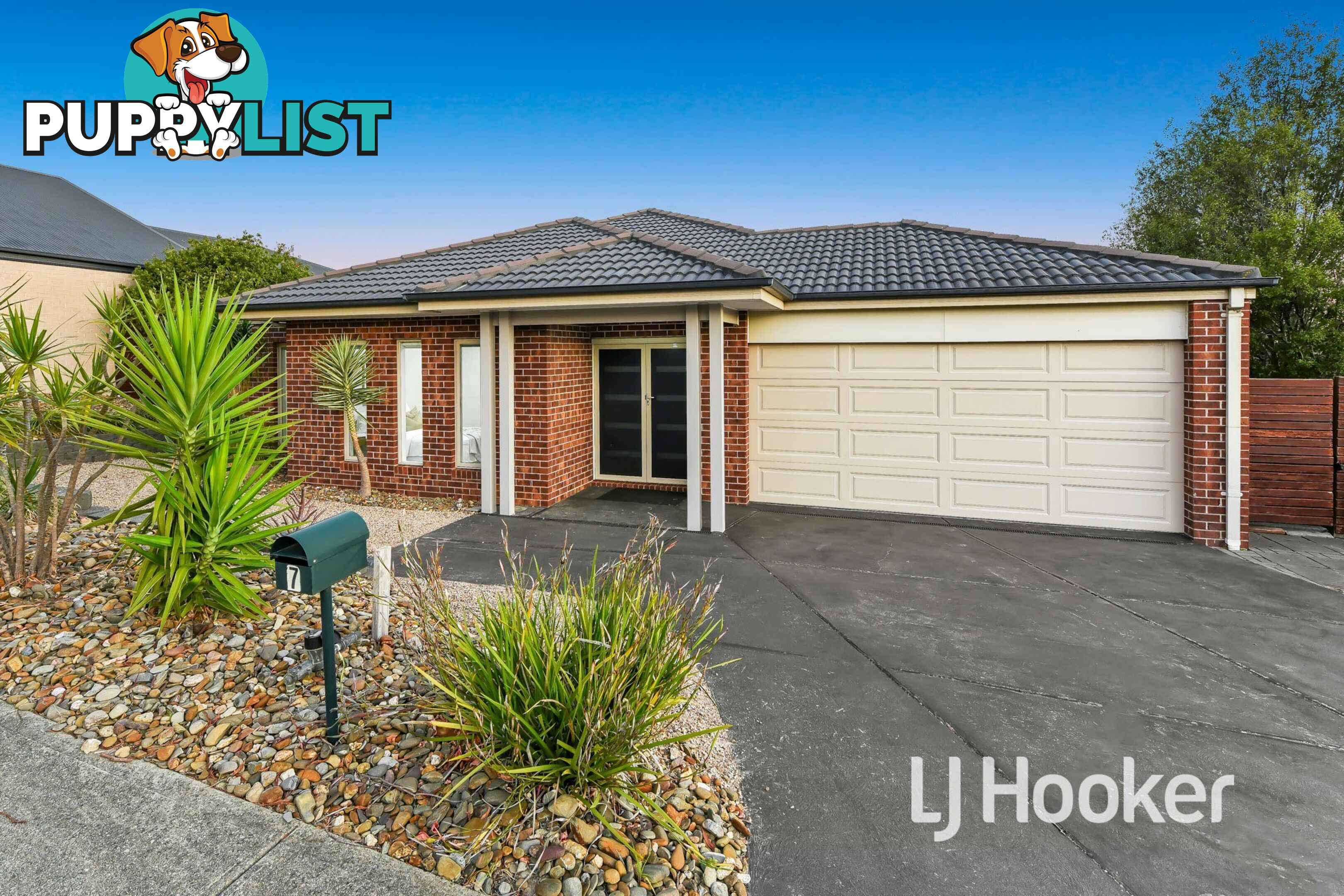 7 Powell Place PAKENHAM VIC 3810