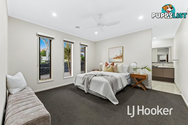7 Powell Place PAKENHAM VIC 3810