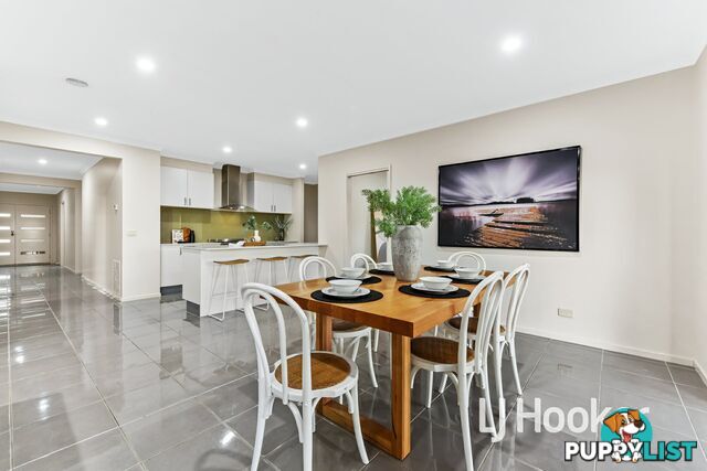 7 Powell Place PAKENHAM VIC 3810