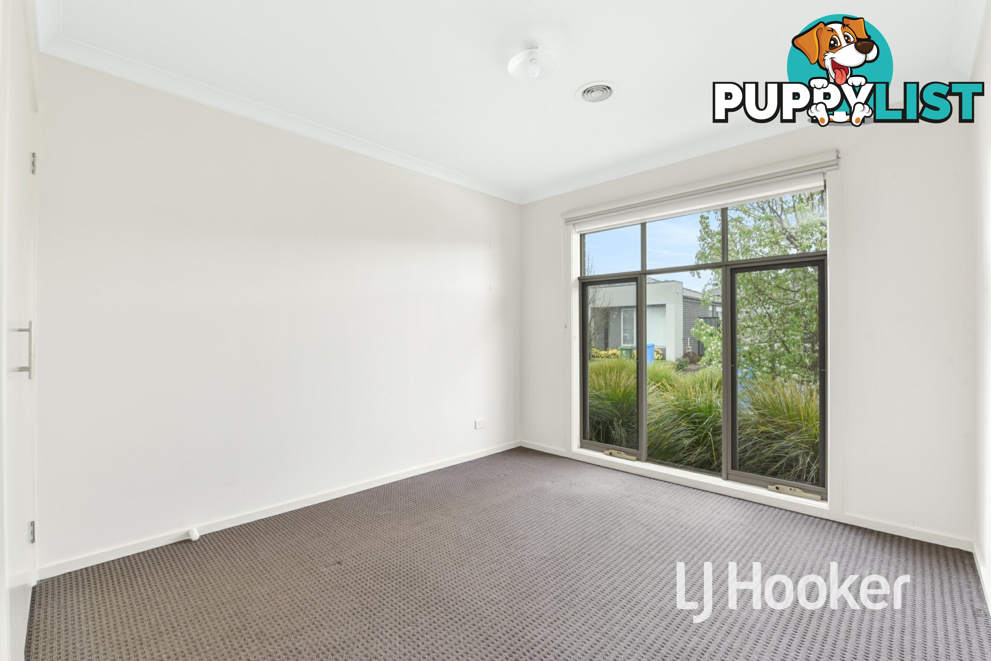 16 Hillsborough Crescent BERWICK VIC 3806