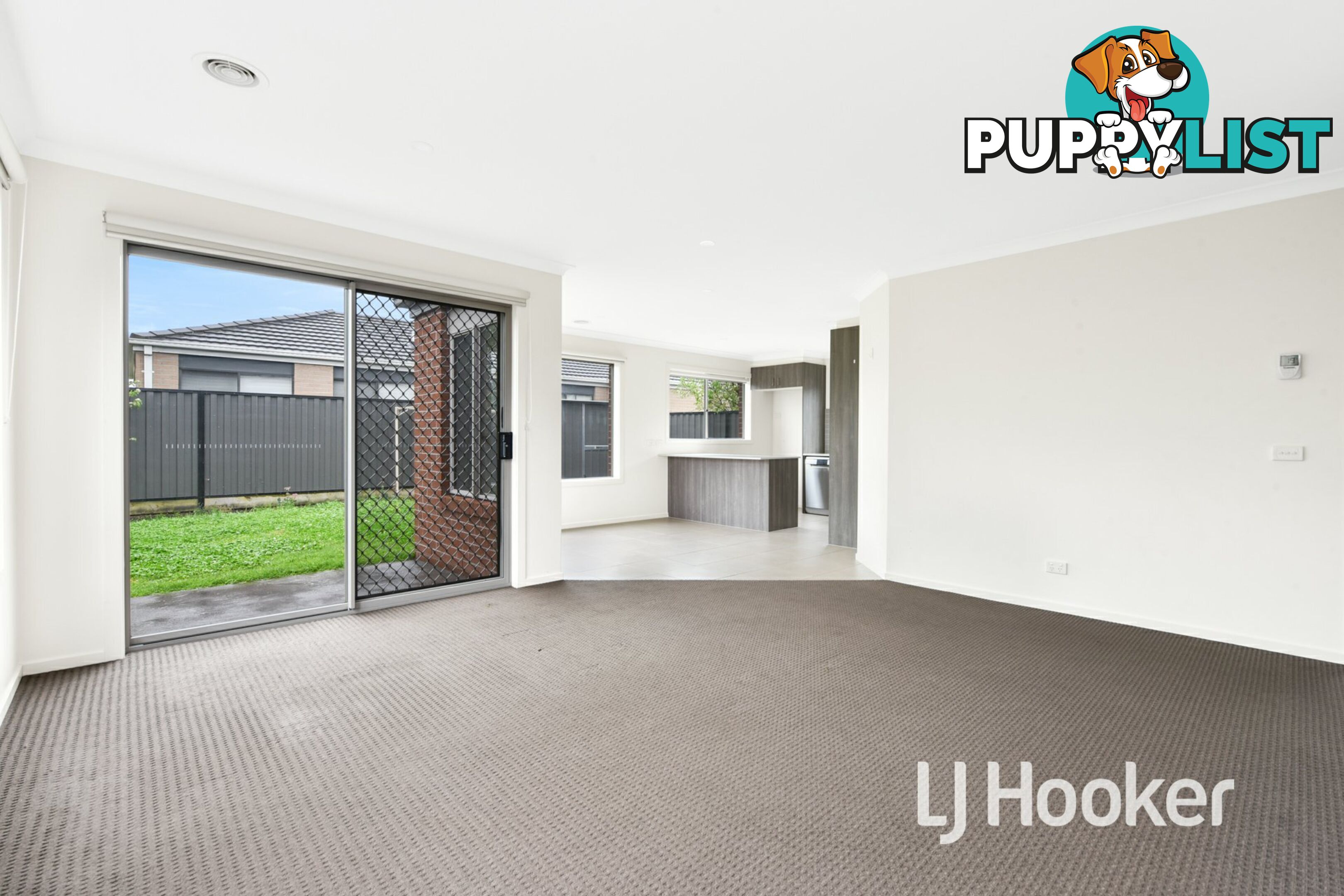 16 Hillsborough Crescent BERWICK VIC 3806