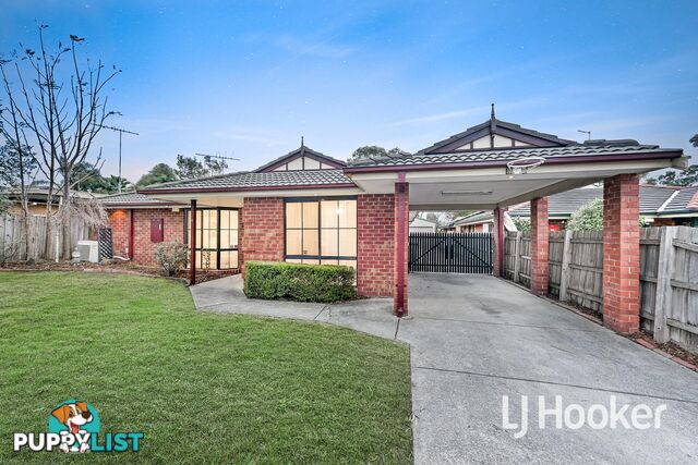 6 Kelly Court PAKENHAM VIC 3810