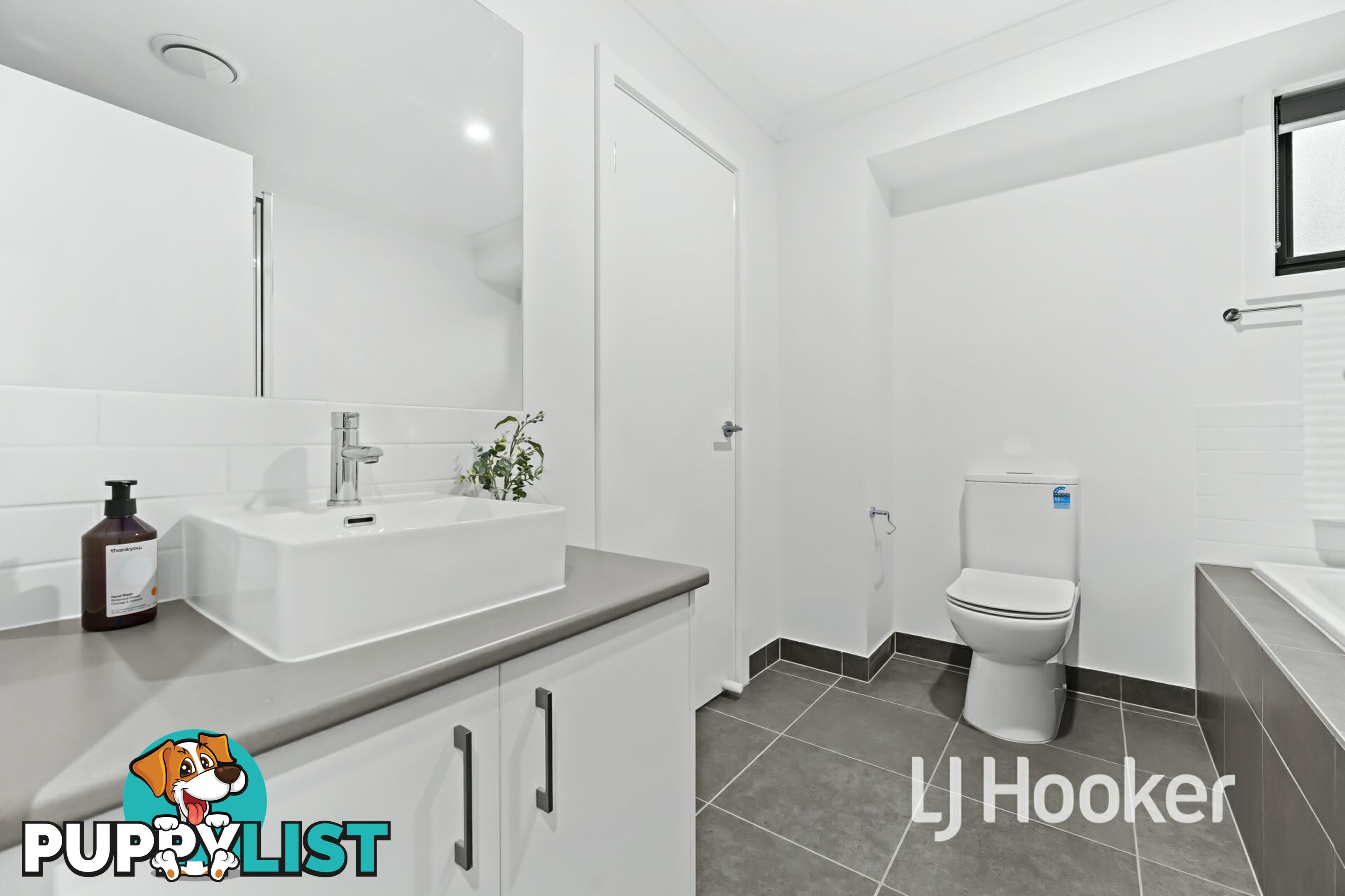 118 Henry Street PAKENHAM VIC 3810