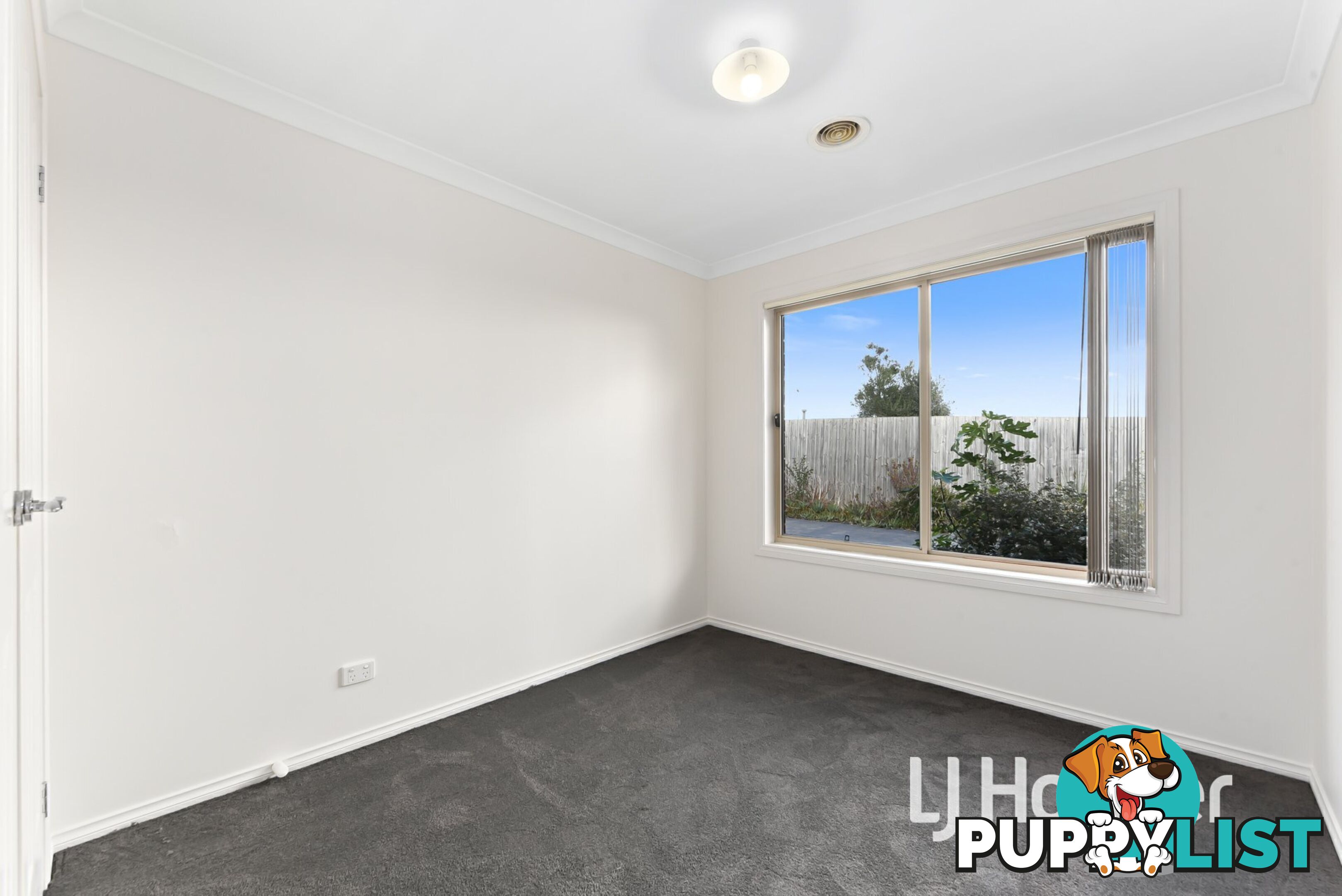 6/12 McClenaghan Place PAKENHAM VIC 3810