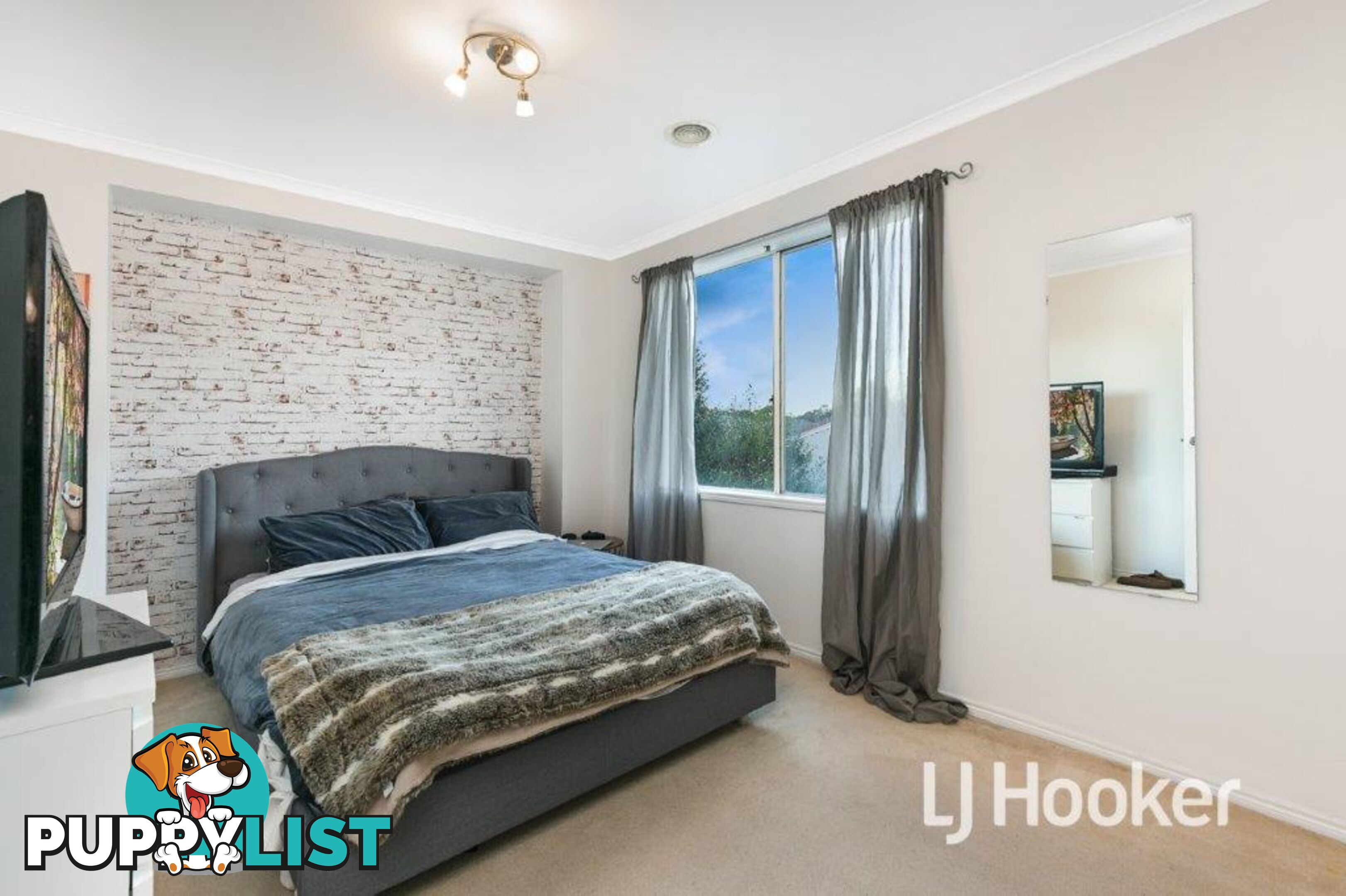 12 Hopkins Pass PAKENHAM VIC 3810