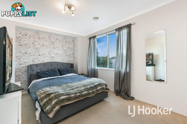 12 Hopkins Pass PAKENHAM VIC 3810