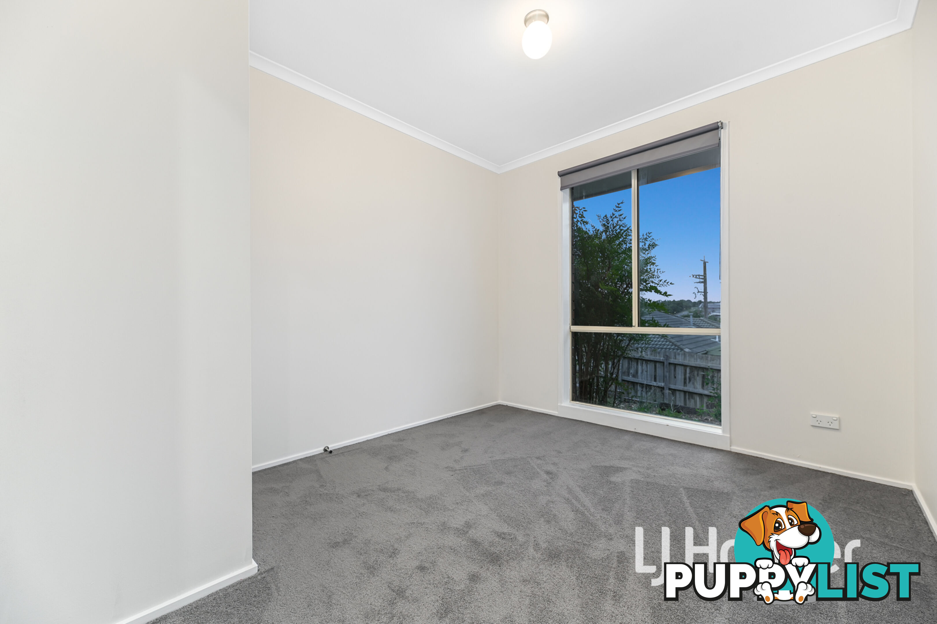 1 Earle Close PAKENHAM VIC 3810