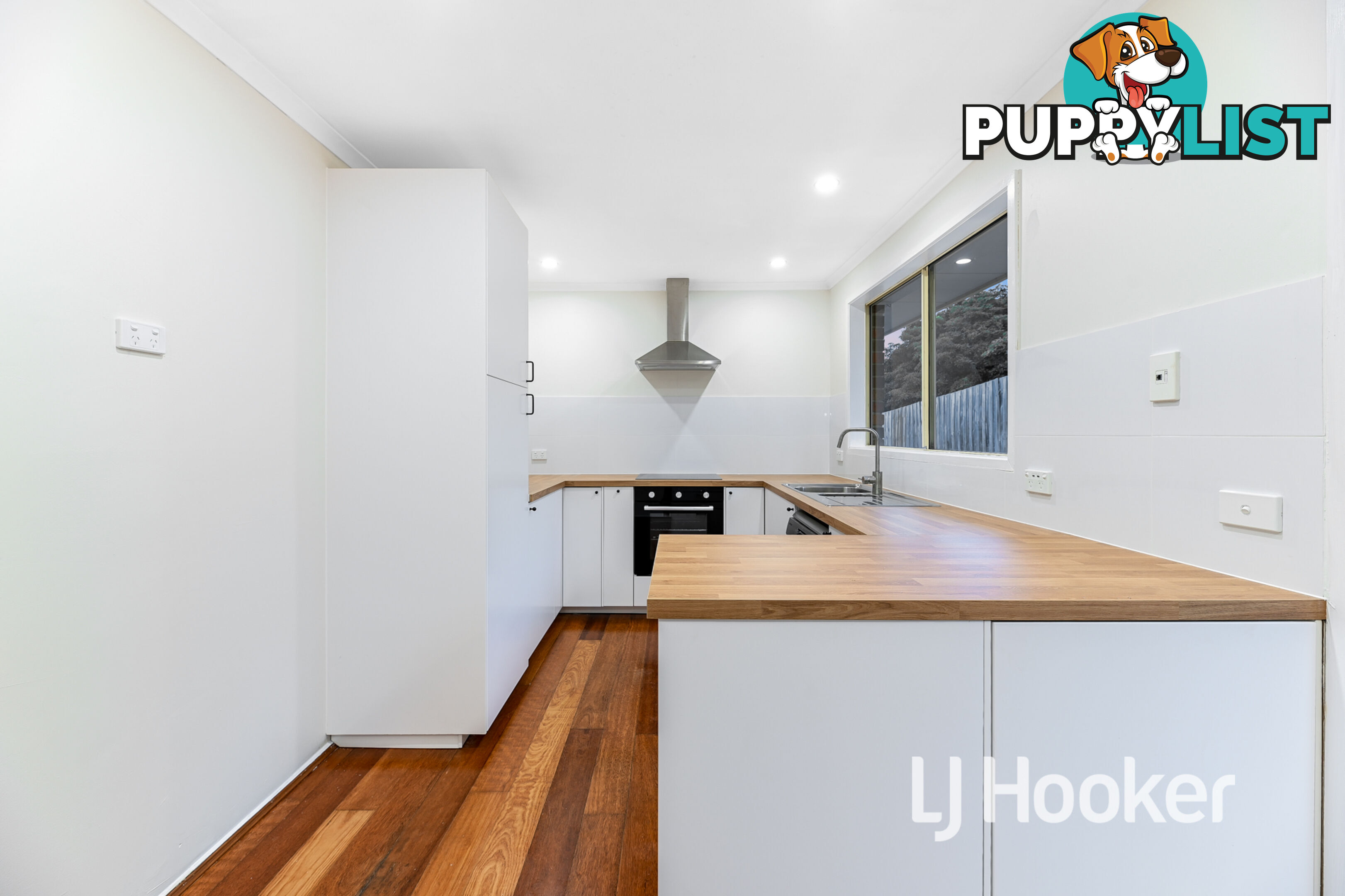 1 Earle Close PAKENHAM VIC 3810