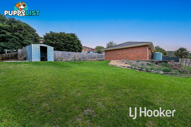 1 Earle Close PAKENHAM VIC 3810