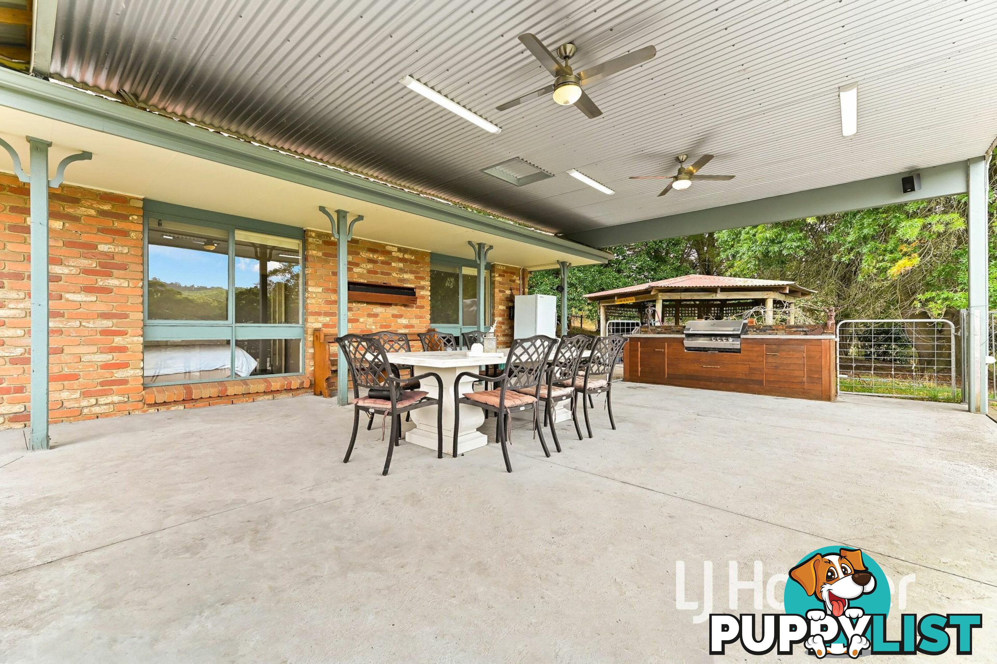 855 Toomuc Valley Road PAKENHAM UPPER VIC 3810