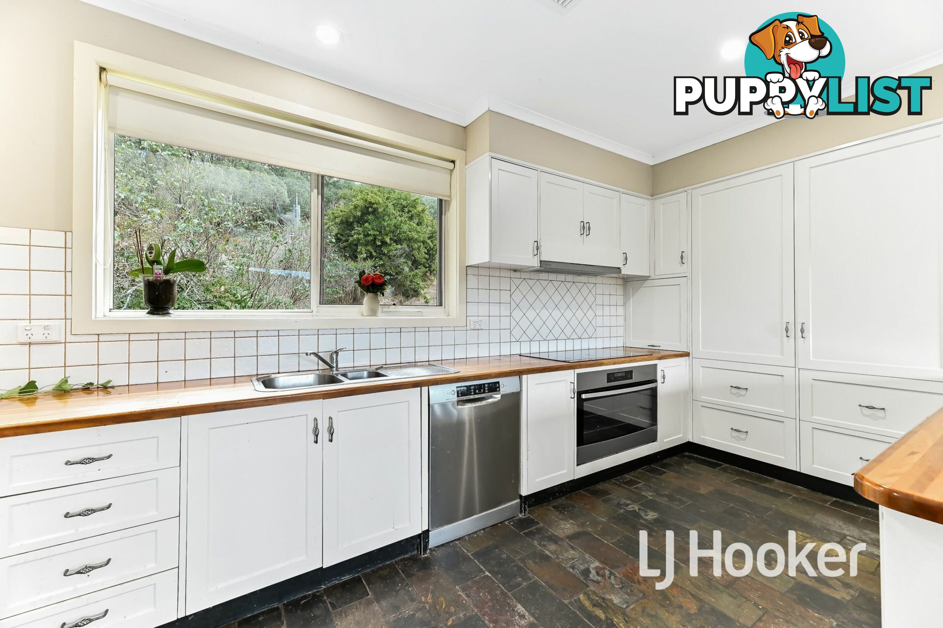 855 Toomuc Valley Road PAKENHAM UPPER VIC 3810