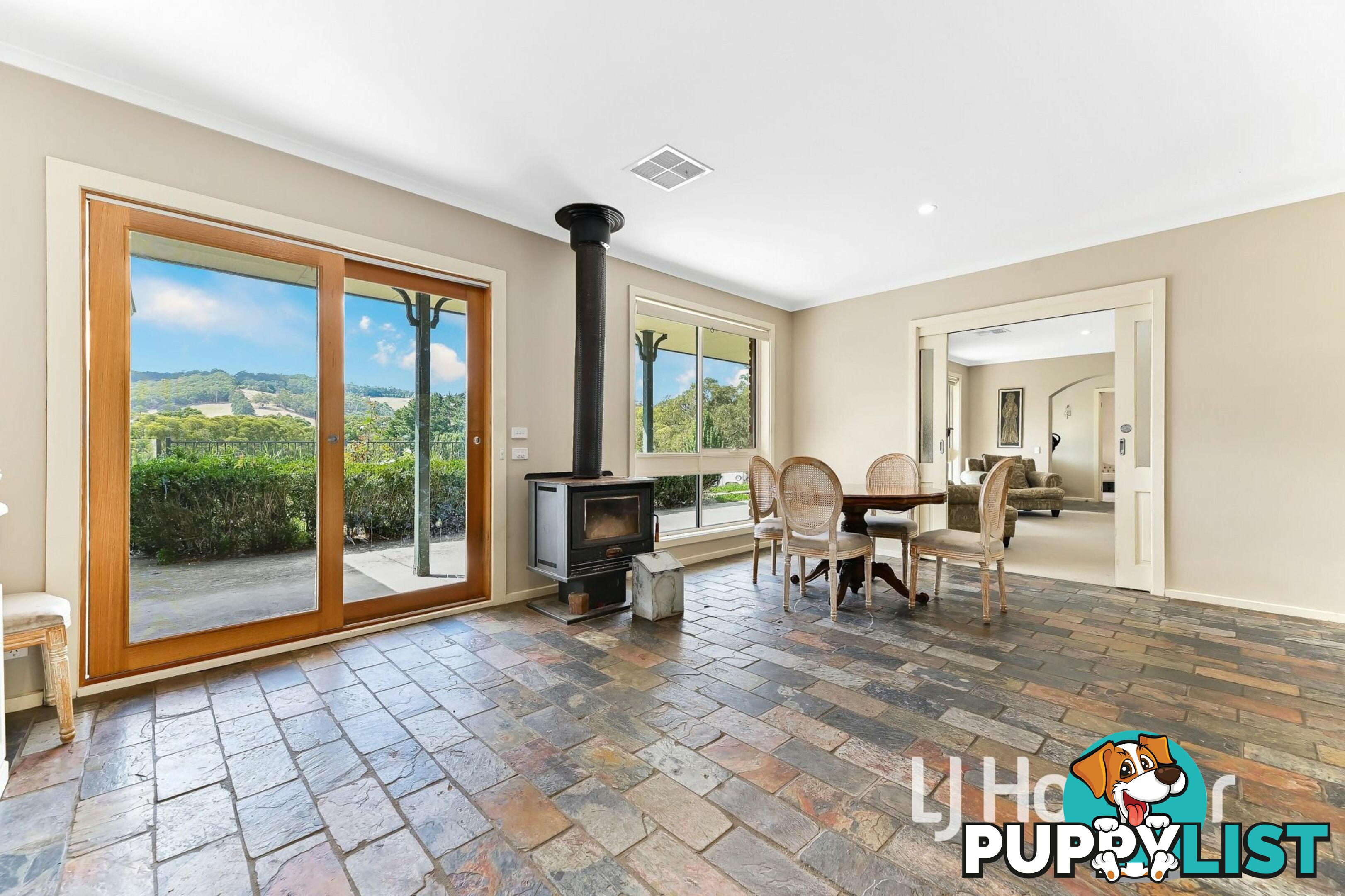 855 Toomuc Valley Road PAKENHAM UPPER VIC 3810