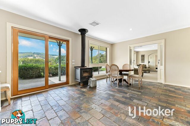 855 Toomuc Valley Road PAKENHAM UPPER VIC 3810