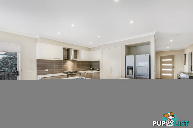 54 Irving Road PAKENHAM VIC 3810