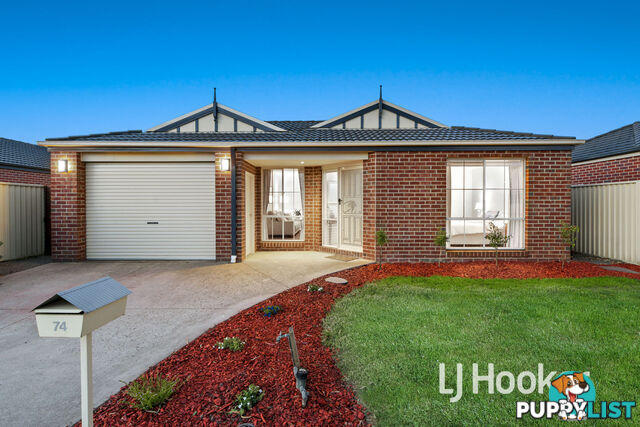 74 Bluehills Boulevard PAKENHAM VIC 3810