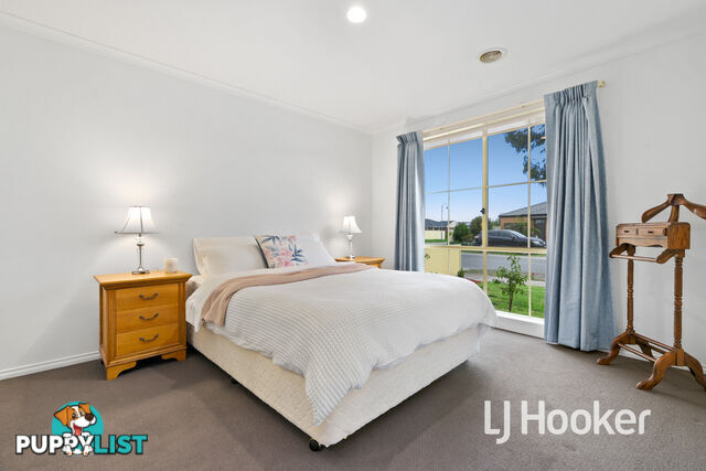 74 Bluehills Boulevard PAKENHAM VIC 3810