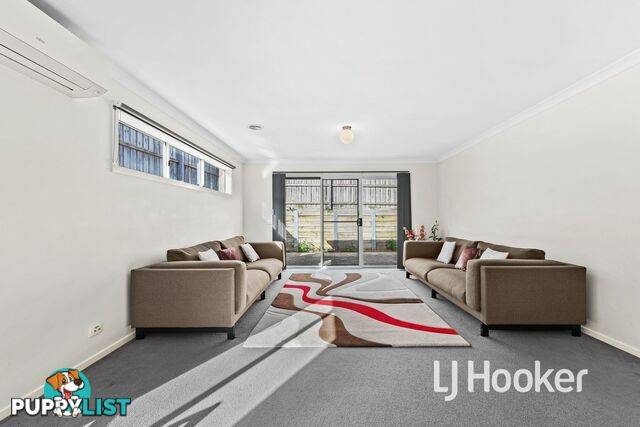 17 McClenaghan Place PAKENHAM VIC 3810