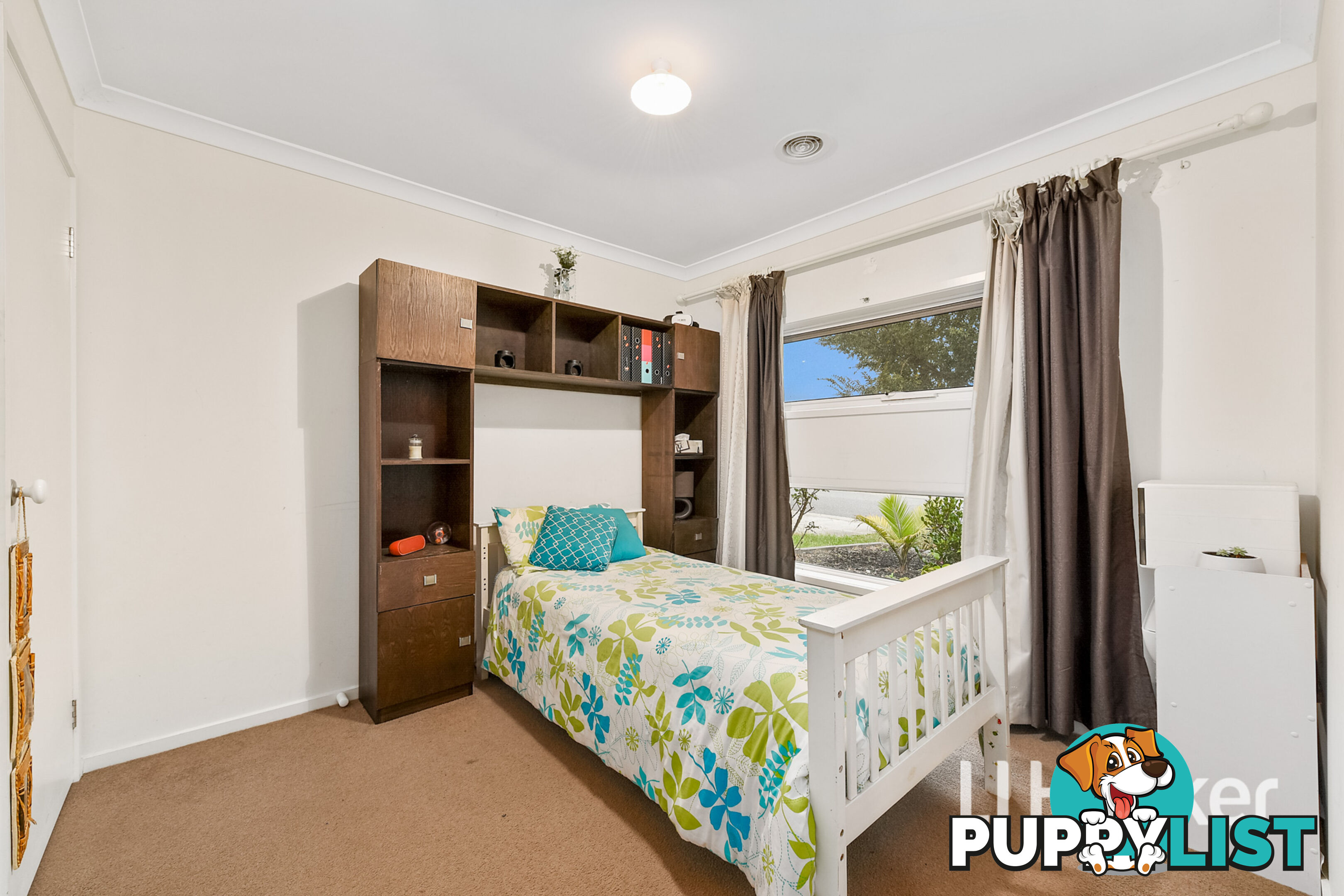 29 Kimberley Grove PAKENHAM VIC 3810