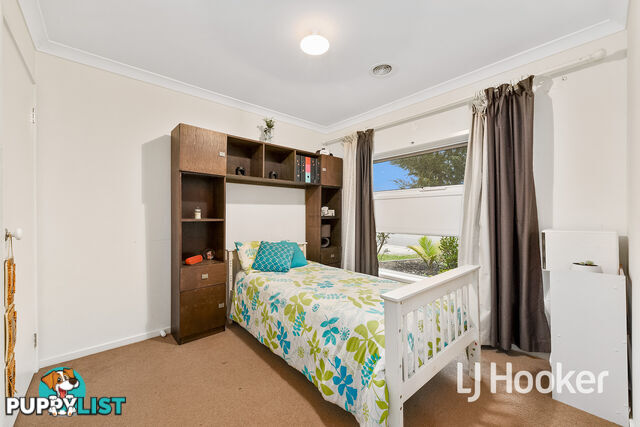 29 Kimberley Grove PAKENHAM VIC 3810